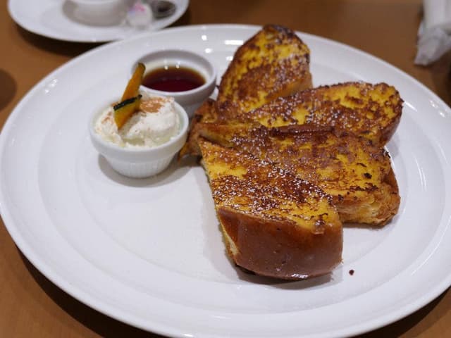 サラベス ルミネ新宿店 - サブ画像1