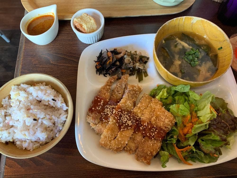 まんぷくカフェ ごはん茶々