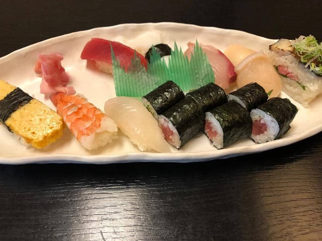 ぎふ初寿司 各務原分店 - サブ画像3