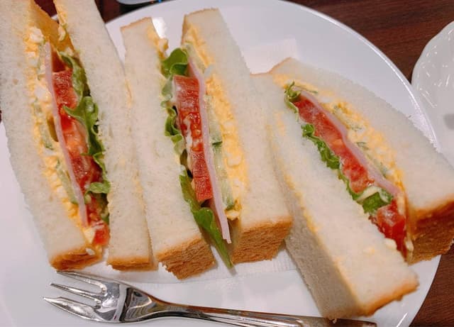 喫茶室ルノアール 池袋サンシャイン60通り店 - サブ画像1