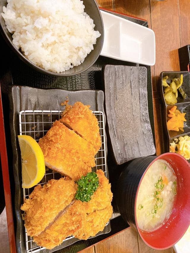 東京とんかつ あげは アリオ上田店 - サブ画像3