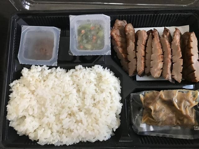 牛たん炭焼 利久 愛子店 - サブ画像3