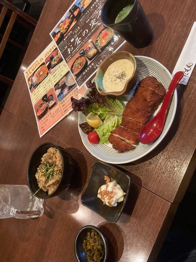 炭火焼鳥 鶏屋だもん 池田店 - サブ画像1
