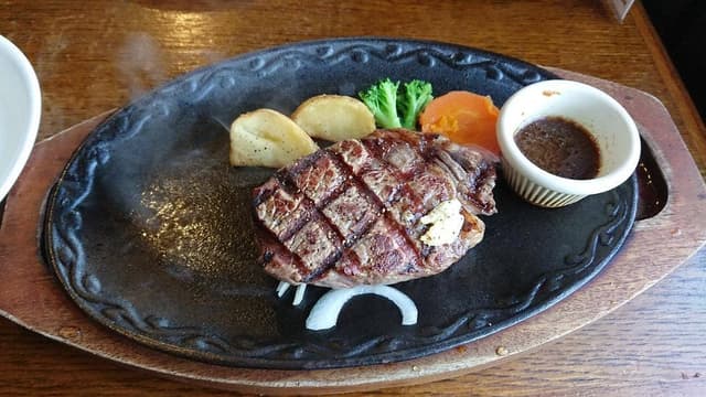 ステーキ&ハンバーグの店 いわたき 野菊野店 - サブ画像2