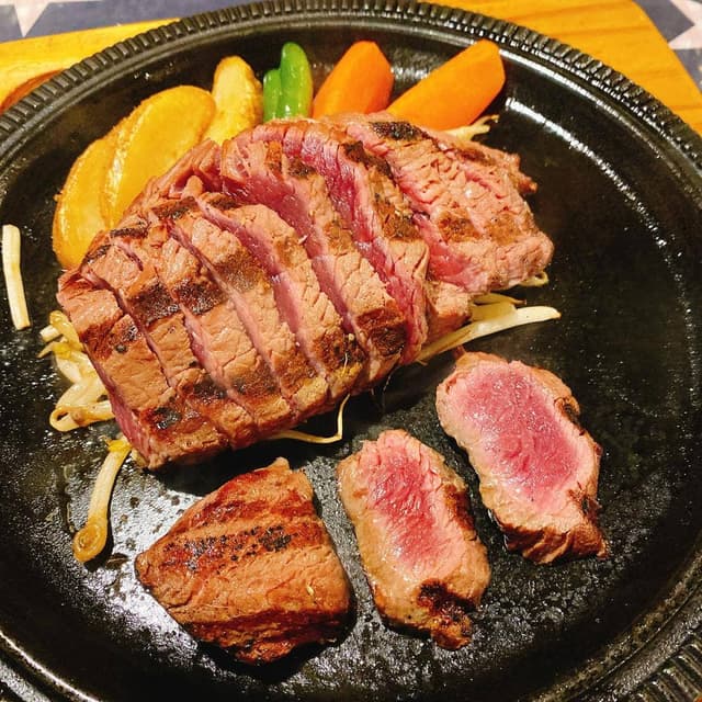 ステーキ屋 レッドマン 麦野店 - サブ画像2