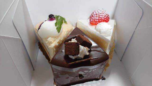 パティスリー コンサクレ・カイ 稲美店 - サブ画像1