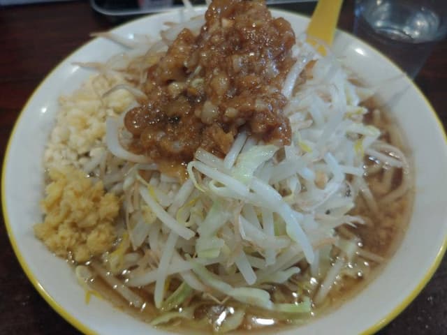 ラーメンイエロー 新宿御苑前店 - サブ画像3