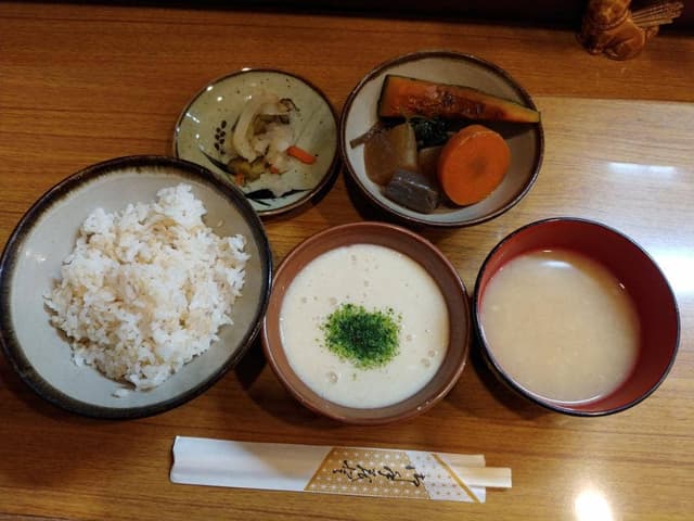 麦とろ 丘の上 - サブ画像1