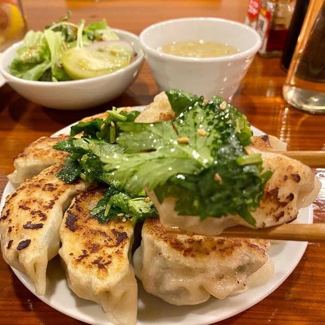 餃子とサワー ニホンバシ - サブ画像2