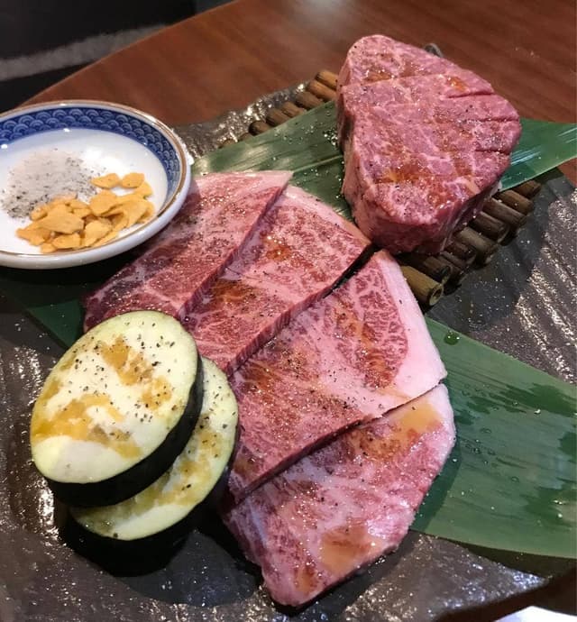炭火焼肉 呼友 - サブ画像1