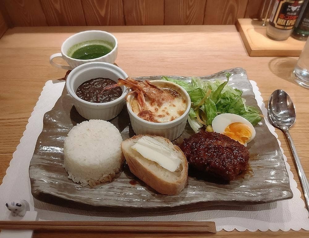 ダイニング ナガタ