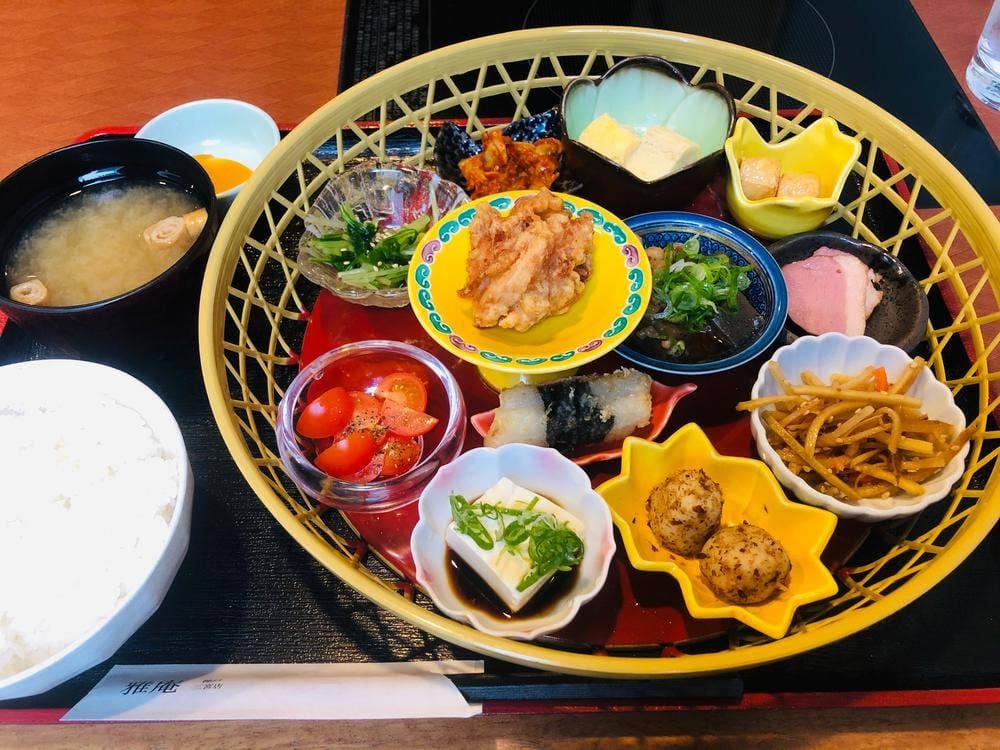 京都六角 雅庵 三ノ宮店