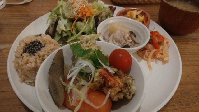 実身美 京橋店 - サブ画像3