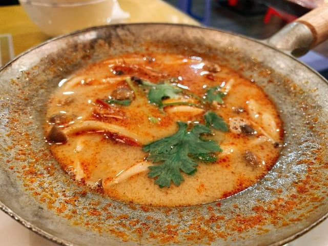 本格タイ料理 サバイサバイ タイ屋台 神田東口店 - サブ画像2