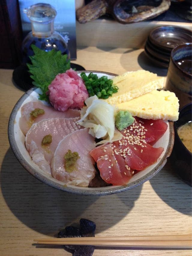 駿河屋賀兵衛 マーチエキュート神田万世橋店 - サブ画像3