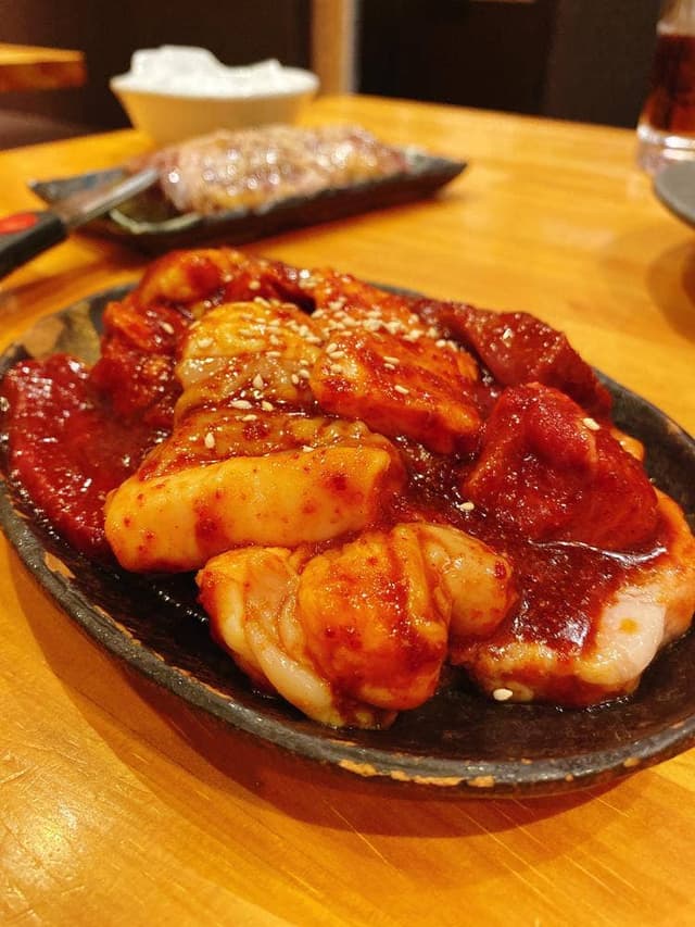 焼肉ホルモンもつ鍋しんちゃん 四ツ谷店 - サブ画像2