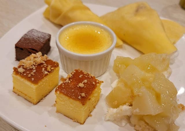 神戸クック ワールドビュッフェ アーバンモール新宮中央店 - サブ画像1