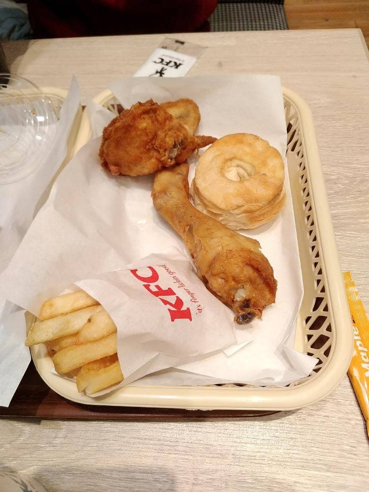 ケンタッキーフライドチキン トレッサ横浜店