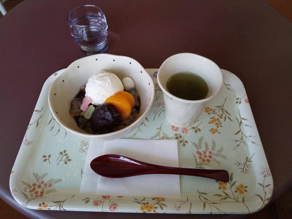 CAFE & BAKERY SUGITA