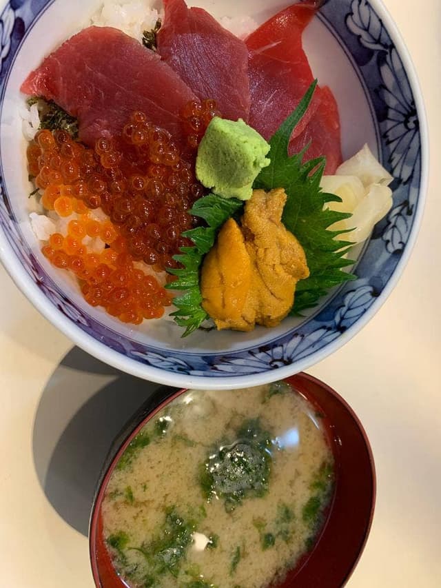 うおがし丼 かんの - サブ画像2