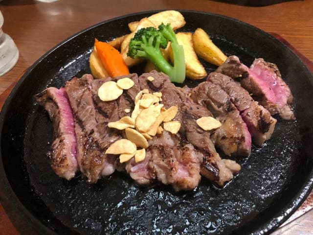 ステーキ食堂正義 BiVi二条店 - サブ画像1