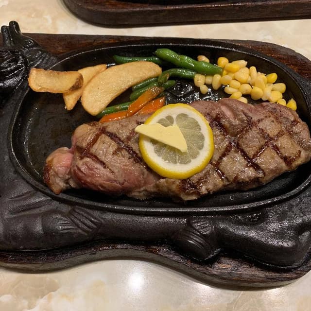 ステーキハウス88 恩納店 - サブ画像1