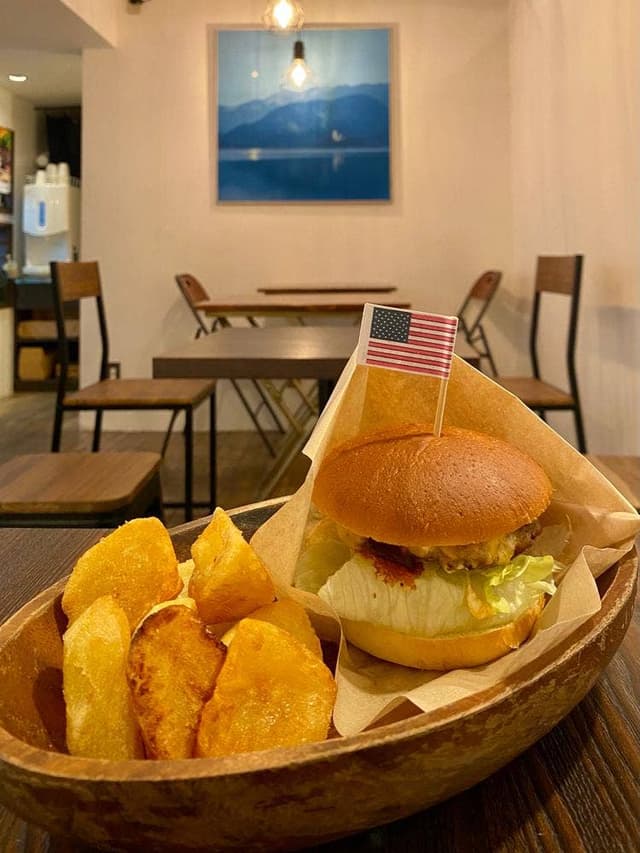 Y's BURGER - サブ画像2