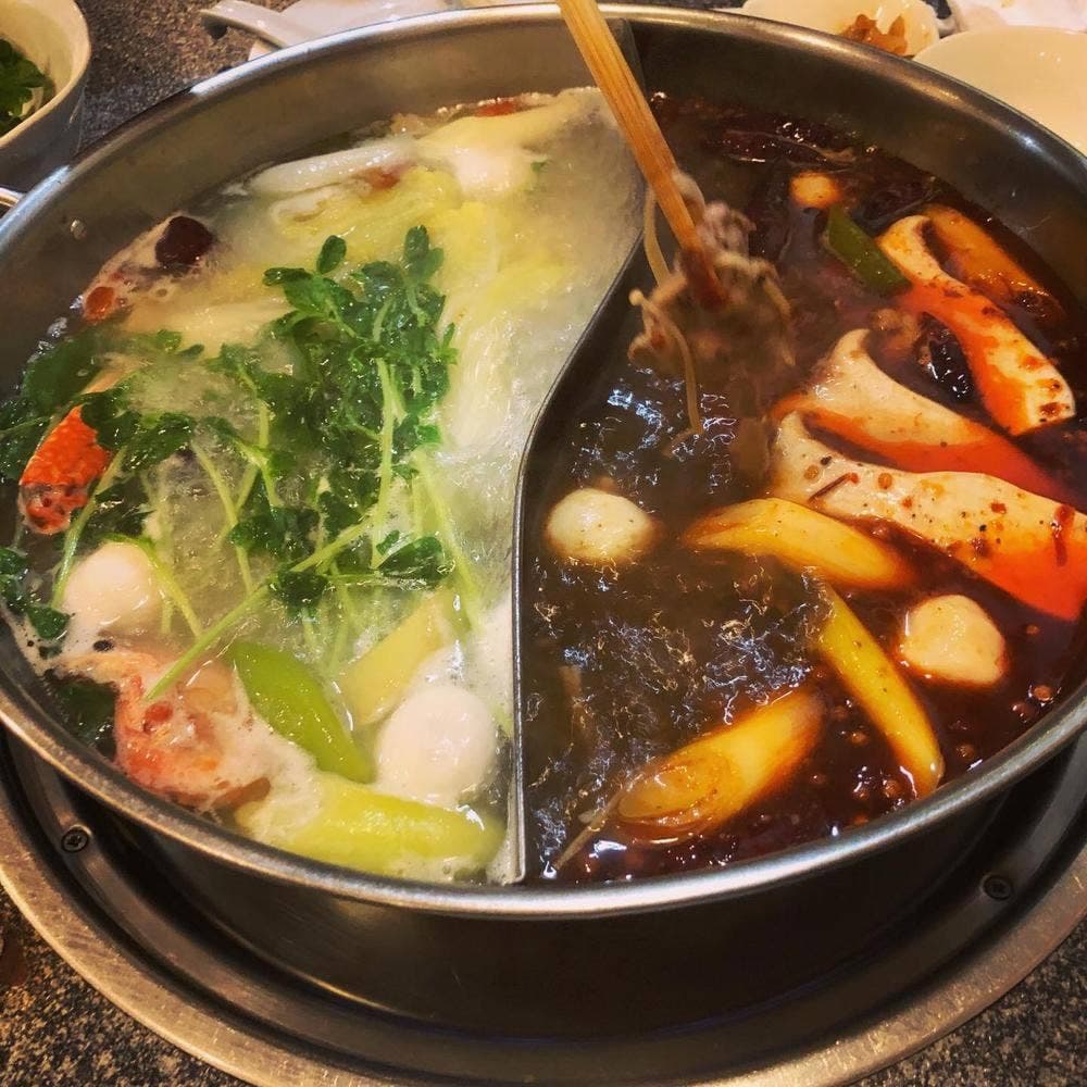 中華料理 四川火鍋楼