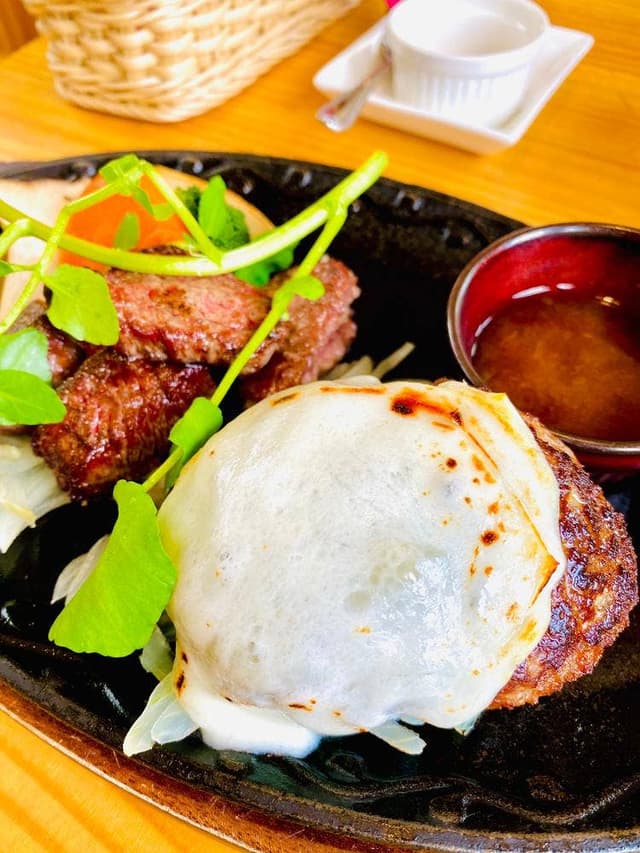 溶岩焼き 黒牛の里本店 - サブ画像3