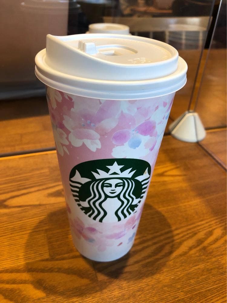 スターバックス コーヒー 沖縄真嘉比店