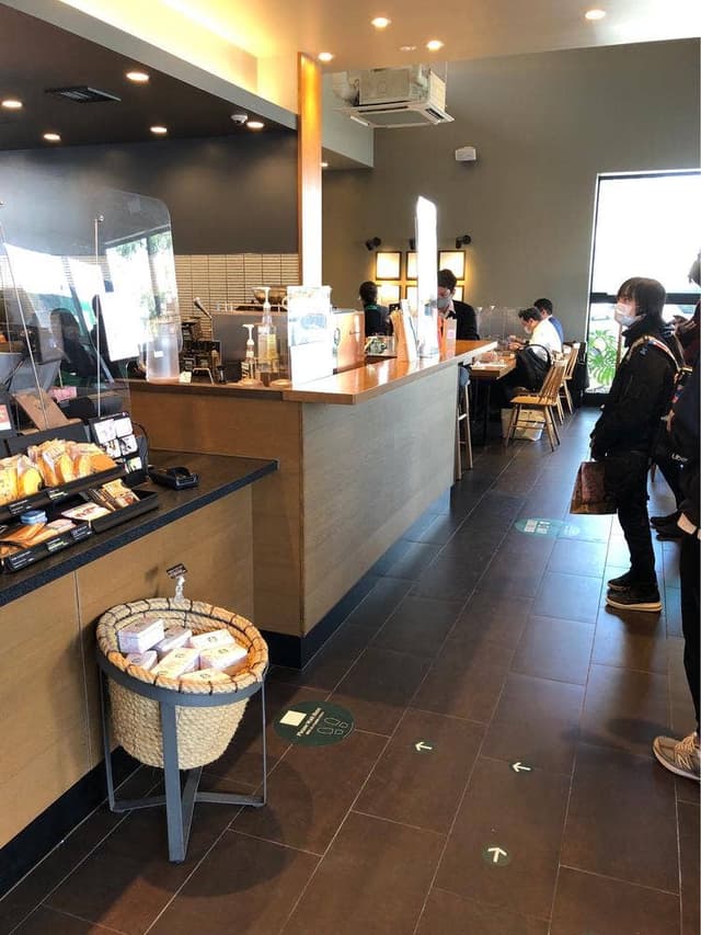 スターバックス コーヒー 沖縄真嘉比店 - サブ画像1