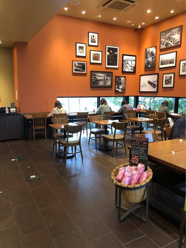 スターバックス コーヒー 沖縄宜野湾店 - サブ画像1