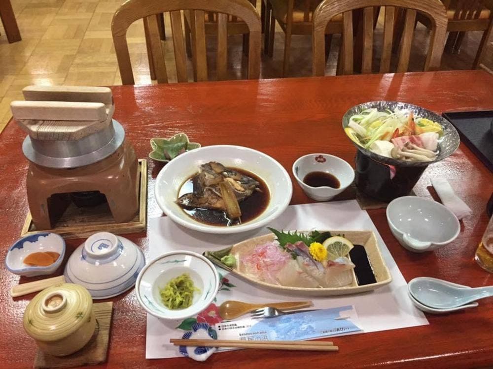 県民の浜•輝きの館•レストランあび