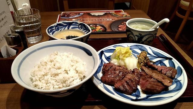 牛たんと和牛焼き 青葉 グランデュオ蒲田店 - サブ画像3