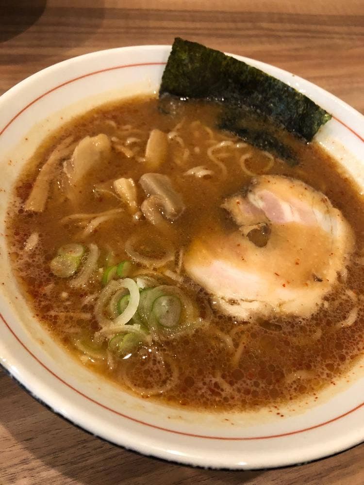 ぐっつぁんらーめん