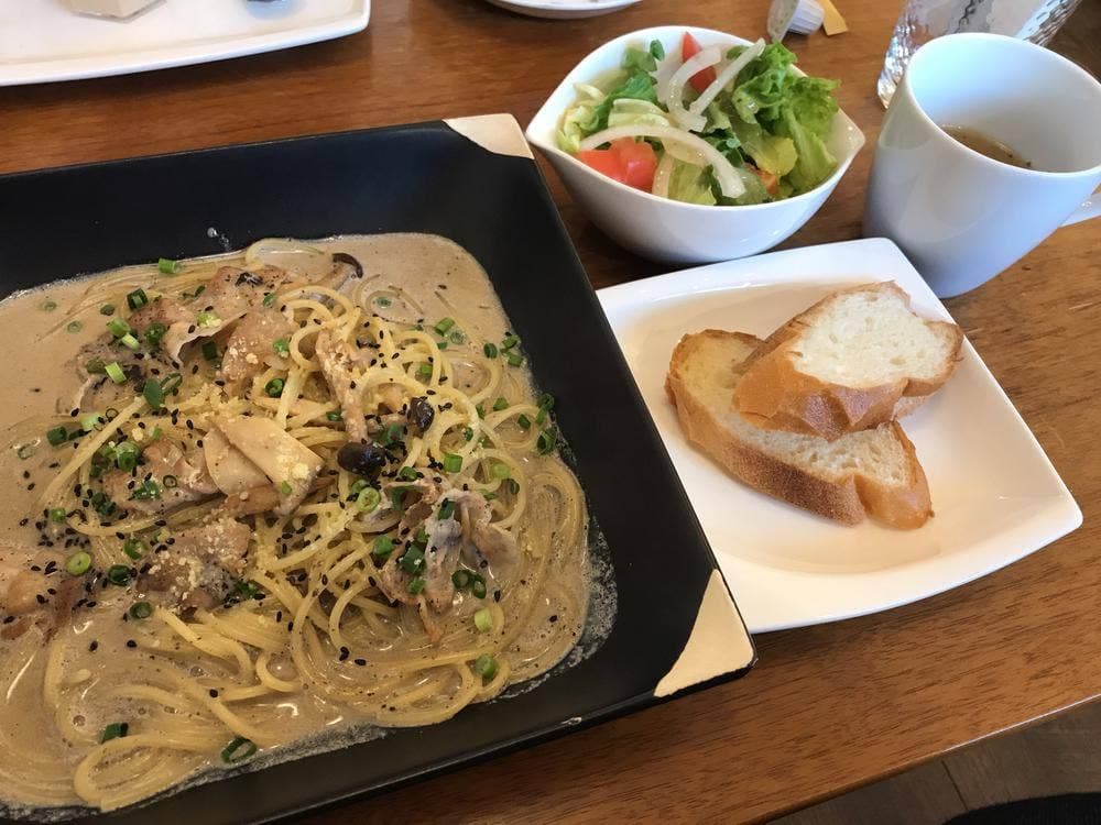 Living Cafe yocco