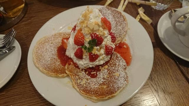 ハワイアンパンケーキファクトリー ヨドバシ梅田店 - サブ画像1
