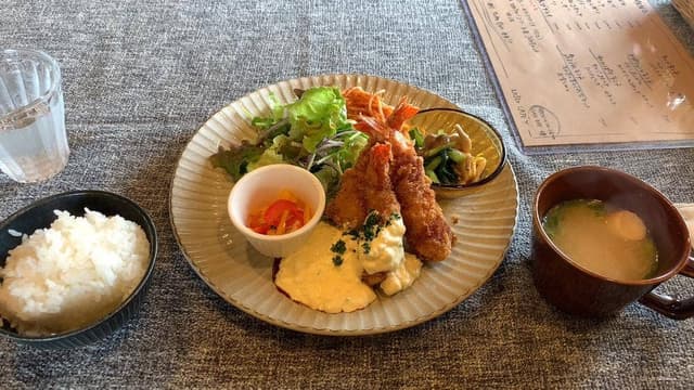 LUSSO CAFE - サブ画像1