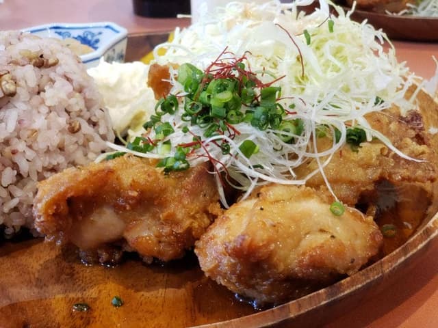 唐揚げ専門店 たまちゃん - サブ画像2