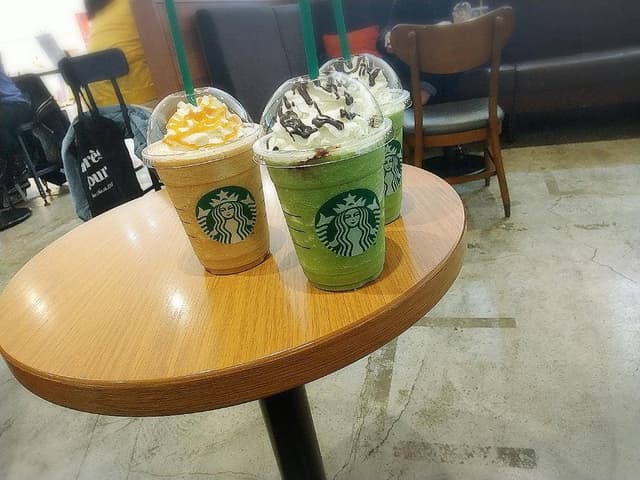スターバックス コーヒー 盛岡フェザン店 - サブ画像1