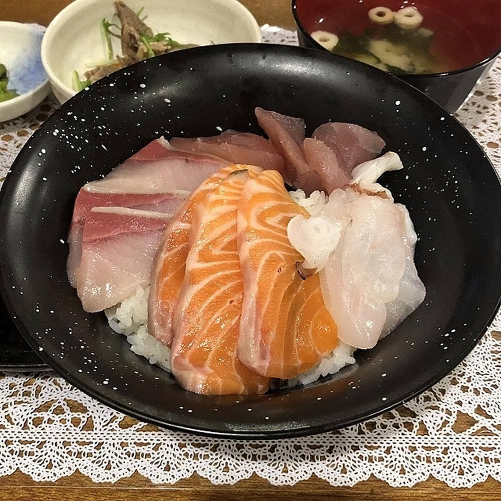 創作鉄板 ダイニング わぃわぃ