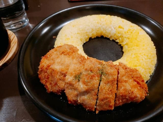 つぼ焼きカレー キートン 呉中央店 - サブ画像1