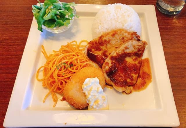 星乃珈琲店 稲城店 - サブ画像1