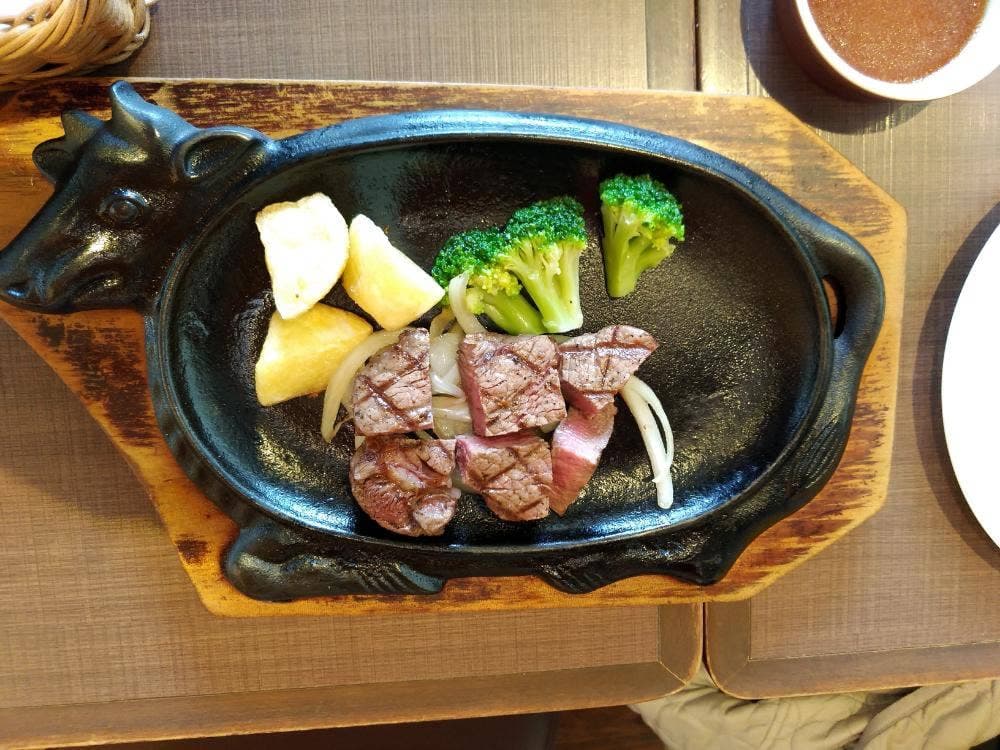 フォルクス 鶴見寺尾店