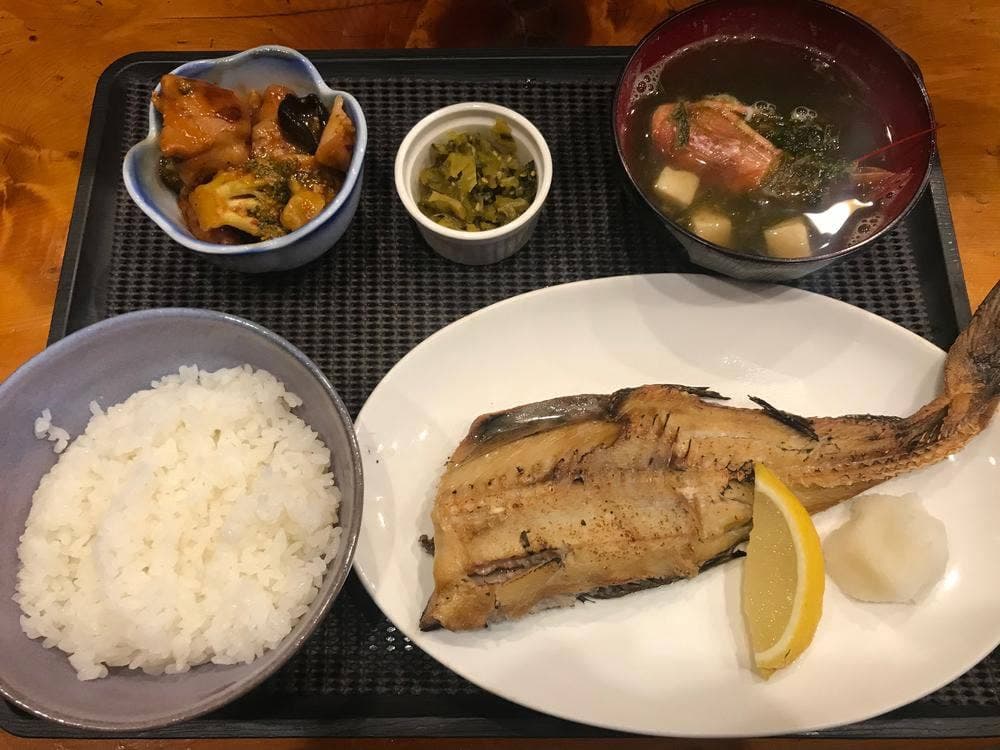 小料理BAR まつとも