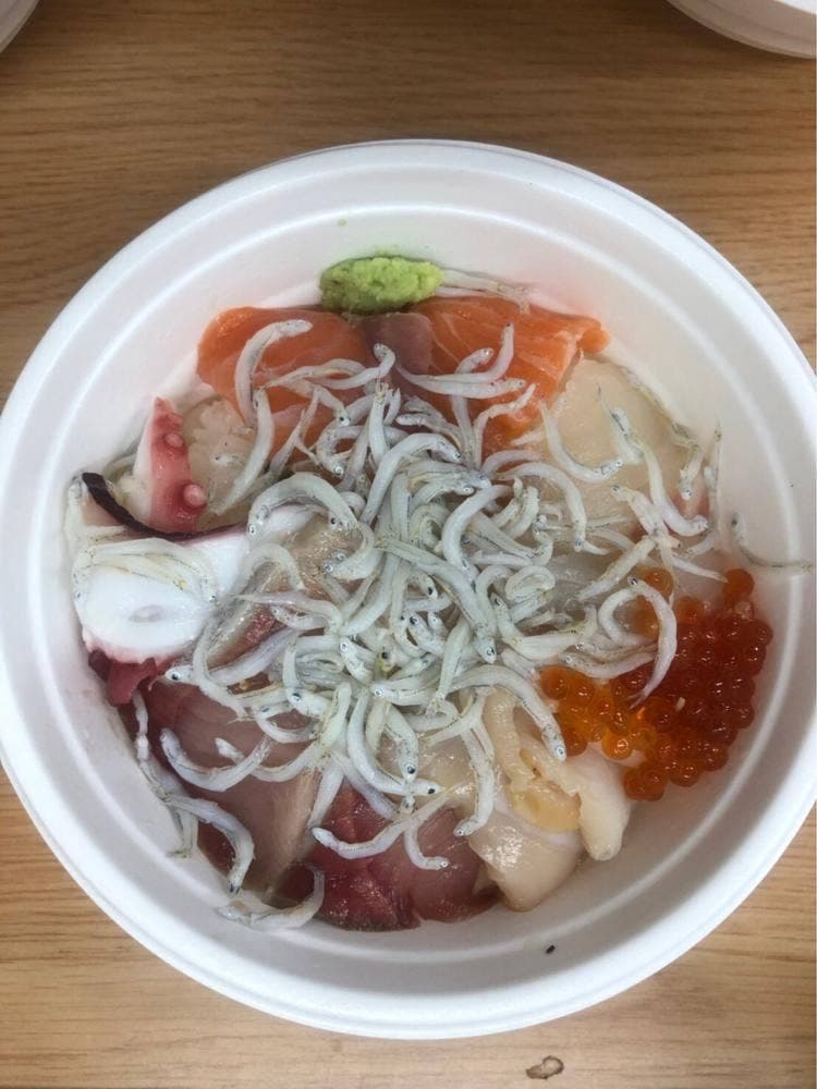 炉端横丁 荒鮮景