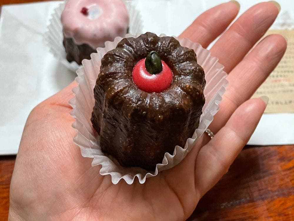 カヌレと焼き菓子の店 コムモア