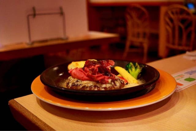 ジョナサン 伊勢原店 - サブ画像1