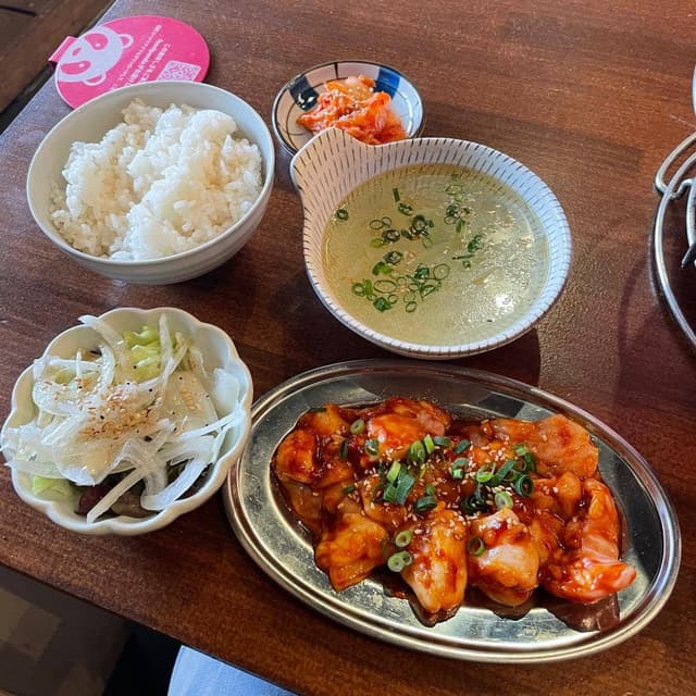 炭火焼肉酒場 もがみ 大宮店 - サブ画像1