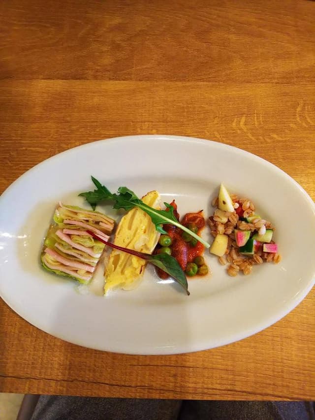イタリア料理とワインのお店 olio - サブ画像1